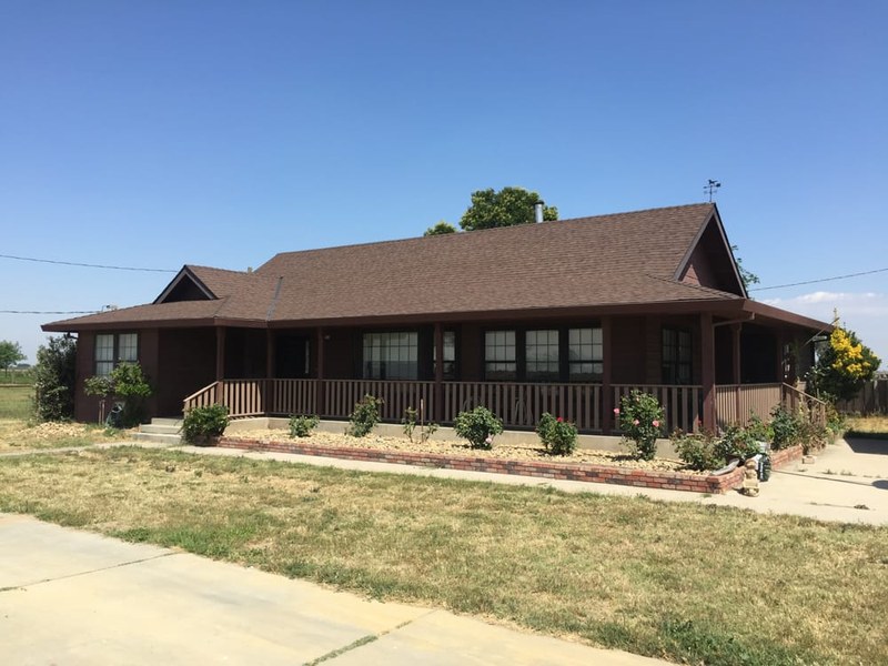 Finished roof replacement on a Central Valley country farmhouse